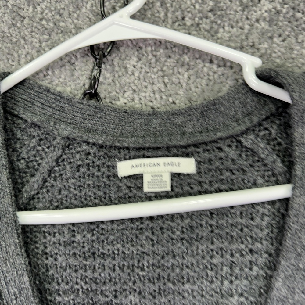 American Eagle Sweater Womens Small Gray Waffle Knit Button Cardigan Cropped - Picture 5 of 6